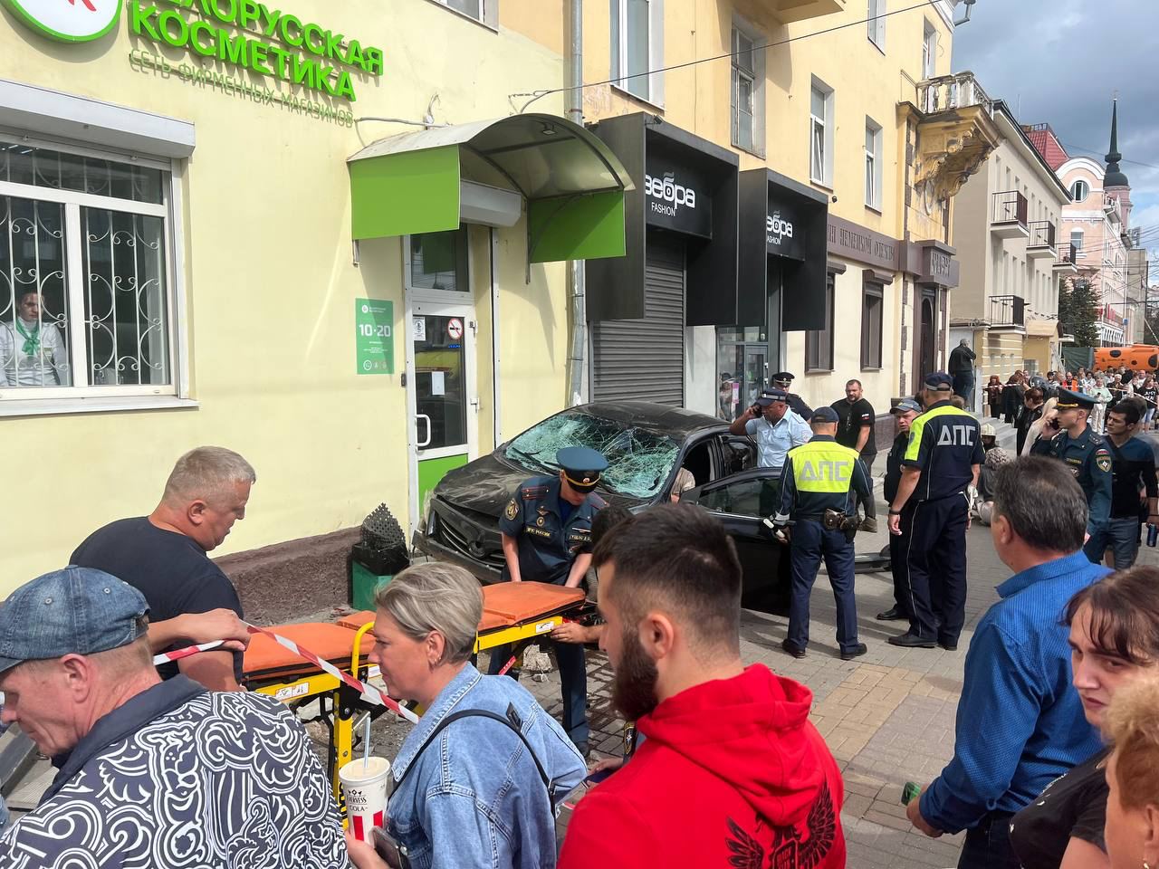 В Калуге пьяный водитель влетел в толпу пешеходов - Краснодарские известия