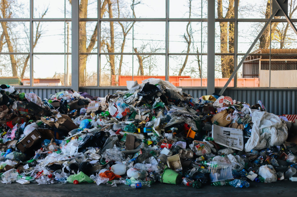 Меньше отходов, лучше экология: как в Краснодаре модернизировали мусоросортировочный полигон