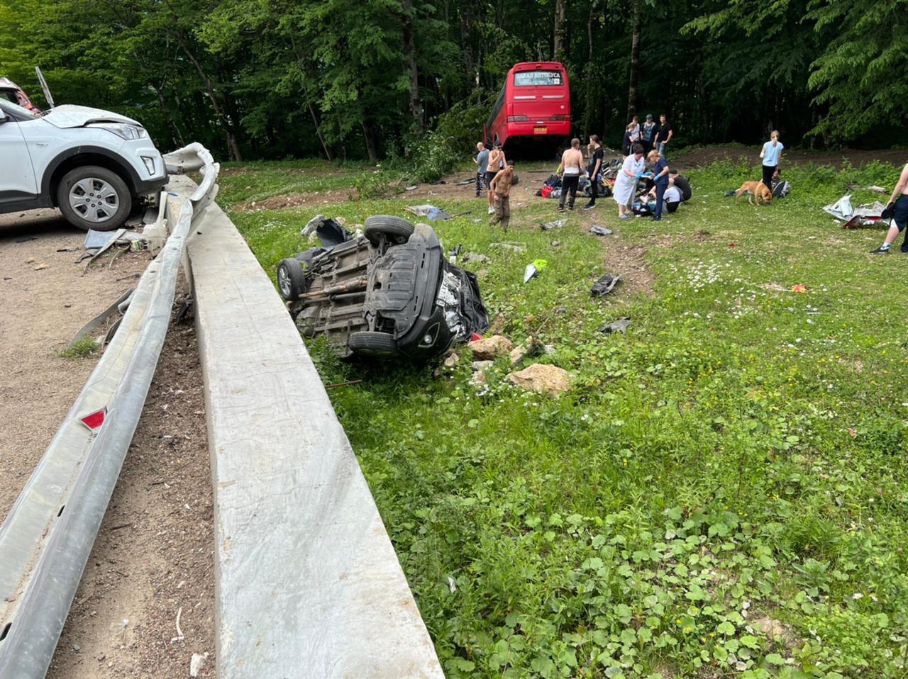 По факту ДТП с автобусом под Мезмаем организована проверка | 18.06.2022 |  Краснодар - БезФормата