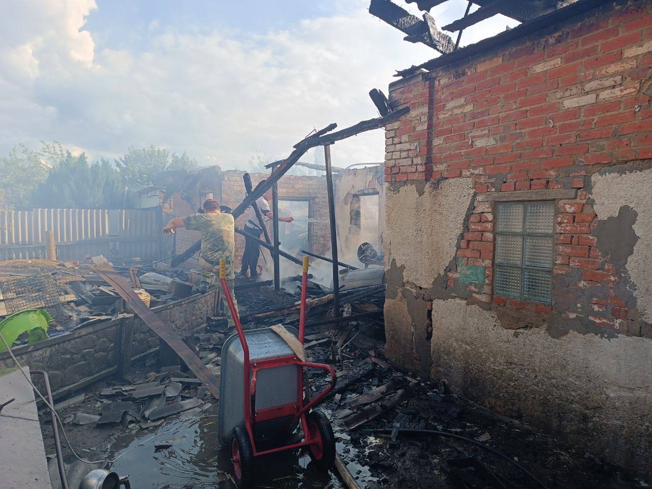 В Белгородской области в результате прямого попадания в дом погибла пожилая  женщина - Краснодарские известия