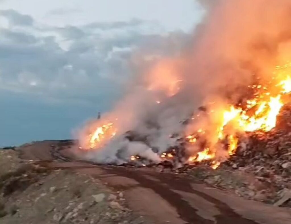 пожар на мусорном полигоне